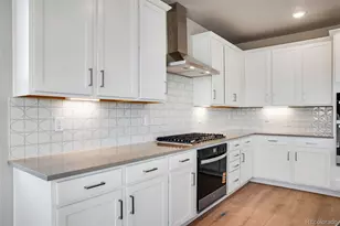 8572 Eckley St, Littleton, CO 80125 - Photo 17