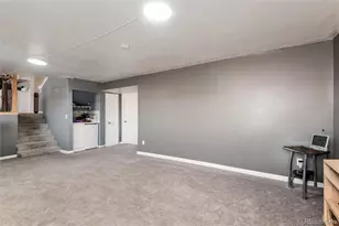 2118 S Mobile Way, Aurora, CO 80013 - Photo 19