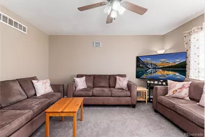 2118 S Mobile Way, Aurora, CO 80013 - Photo 11