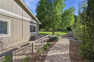 3086 E Hinsdale Ave, Centennial, CO 80122 - Photo 39