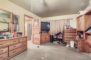 657 Meade St, Denver, CO 80204 - Photo 9