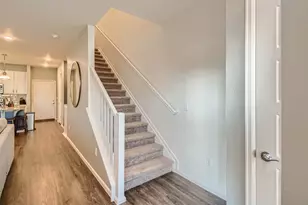 20000 E 40th Ave, Denver, CO 80249 - Photo 27