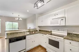 2575 S Syracuse Way, Denver, CO 80231 - Photo 11