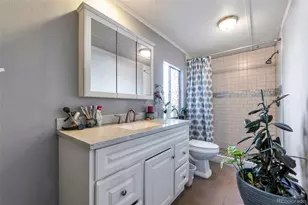 4210 E 100th Ave, Thornton, CO 80229 - Photo 11