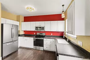 9737 Eagle Creek Pkwy, Commerce City, CO 80022 - Photo 15