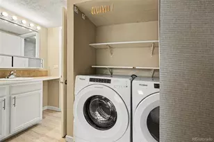 3426 S Locust St, Denver, CO 80222 - Photo 7