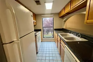 9797 E Peakview Ave, Englewood, CO 80111 - Photo 5