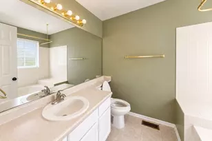 9557 Brentford Dr, Highlands Ranch, CO 80130 - Photo 11