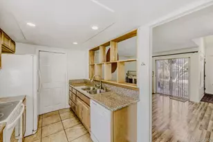 2005 S Helena St, Aurora, CO 80013 - Photo 5