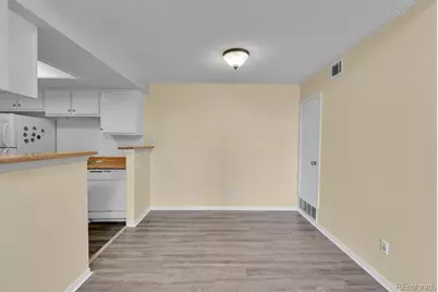 908 S Walden Way #206, Aurora, CO 80017 - Photo 9