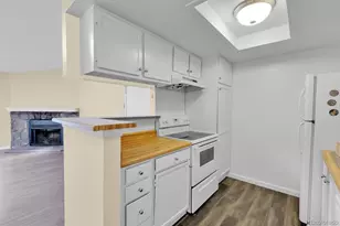 908 S Walden Way, Aurora, CO 80017 - Photo 13