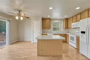 11359 Locust St, Thornton, CO 80233 - Photo 9