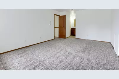 15818 E 8th Circle, Aurora, CO 80011 - Photo 13