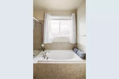 1208 S Valentia Court, Denver, CO 80247 - Photo 19