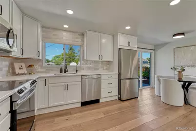 6945 S Clermont Drive, Centennial, CO 80122 - Photo 9