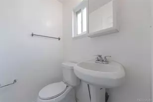 1645 Iola St, Aurora, CO 80010 - Photo 13