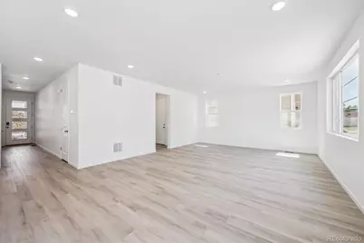 479 S Salida Street, Aurora, CO 80017 - Photo 7