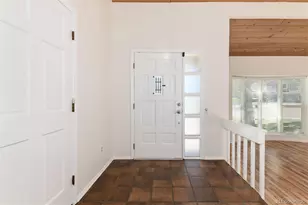 8145 S Syracuse St, Centennial, CO 80112 - Photo 3