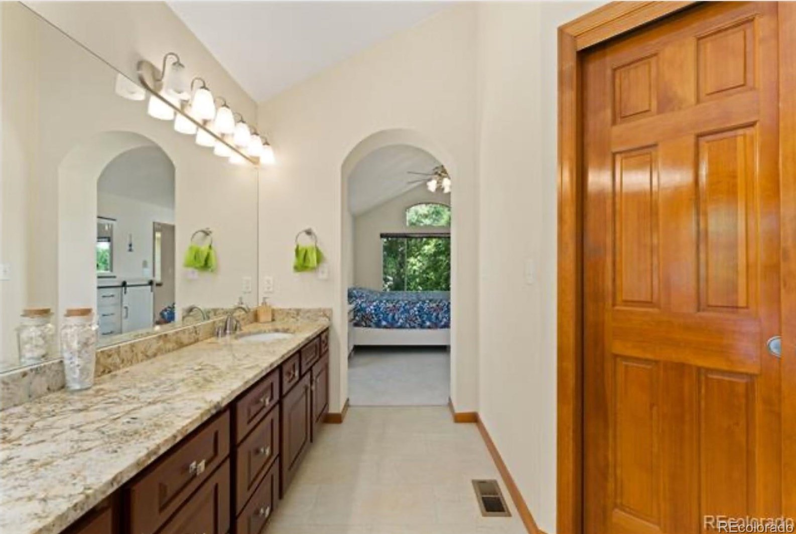 21014 Crestline Cir, Denver CO  80015-3620 exterior