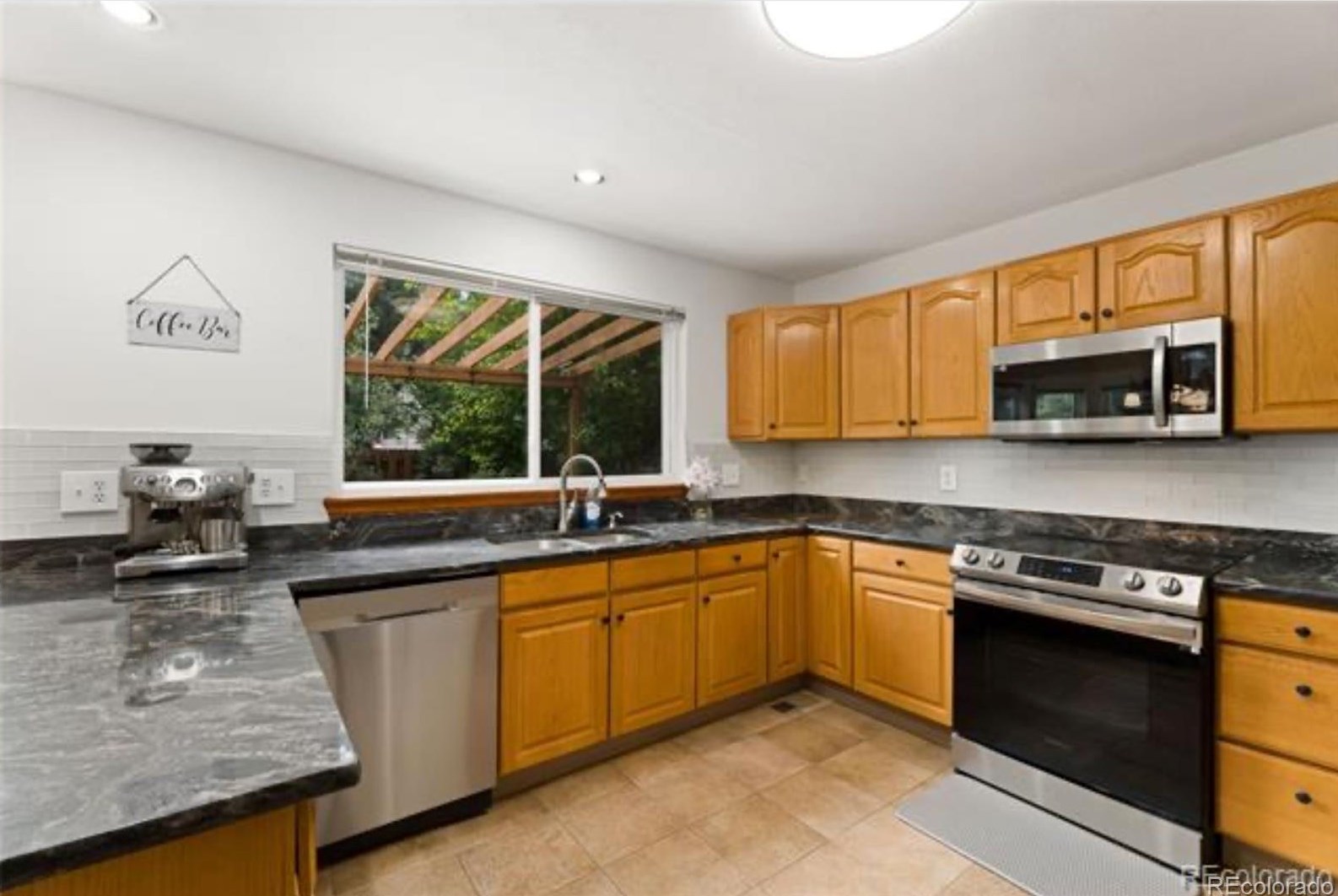 21014 Crestline Cir, Denver CO  80015-3620 exterior