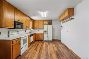 6023 W 62nd Ave, Arvada, CO 80003 - Photo 9