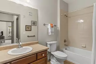 11923 W Long Cir, Littleton, CO 80127 - Photo 17