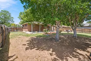 8402 Chase St, Arvada, CO 80003 - Photo 41