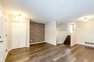4572 S Crystal Way, Aurora, CO 80015 - Photo 3