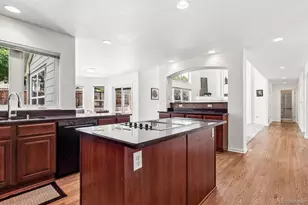 6129 S Newark Way, Englewood, CO 80111 - Photo 11