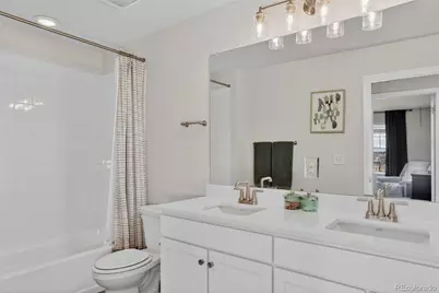 166 S Waterloo Street, Aurora, CO 80018 - Photo 37