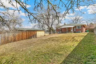 5525 S Elmwood St, Littleton, CO 80120 - Photo 23