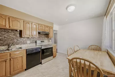 15180 E 55th Avenue, Denver, CO 80239 - Photo 9