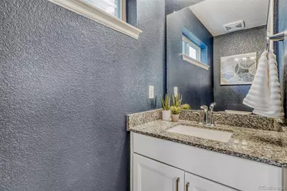 5869 Boston Street, Denver, CO 80238 - Photo 15