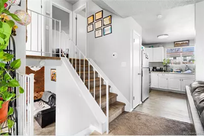 4609 Fontana Way, Denver, CO 80239 - Photo 9