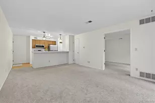 2575 S Syracuse Way, Denver, CO 80231 - Photo 7