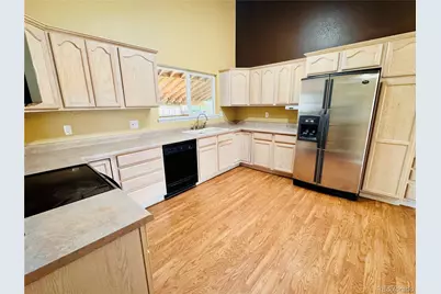 910 S Elgin Court, Pueblo, CO 81007 - Photo 11