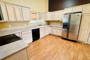 910 S Elgin Ct, Pueblo, CO 81007 - Photo 11