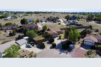 910 S Elgin Court, Pueblo, CO 81007 - Photo 5