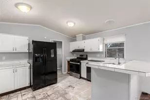 1095 Western Dr, Colorado Springs, CO 80915 - Photo 3