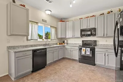 22295 E Belleview Lane, Aurora, CO 80015 - Photo 19