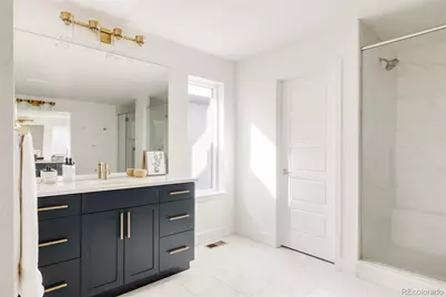 9747 E 61st Avenue, Denver, CO 80238 - Photo 19