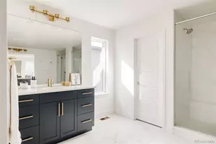 9747 E 61st Ave, Denver, CO 80238 - Photo 19