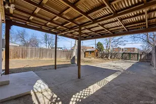 1372 Lima St, Aurora, CO 80010 - Photo 9