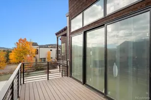 909 Lakepoint Cir, Frisco, CO 80424 - Photo 13