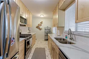 3333 W Wagon Trail Dr, Englewood, CO 80110 - Photo 7