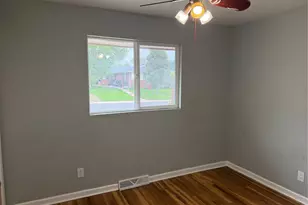 281 Lansing St, Aurora, CO 80010 - Photo 9