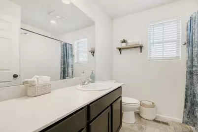 10071 Yampa Court, Commerce City, CO 80022 - Photo 15