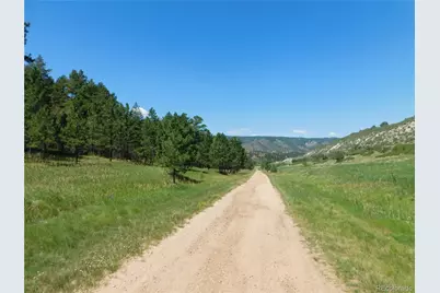 4668 Comanche Drive, Larkspur, CO 80118 - Photo 5