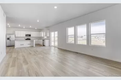 45867 Mill Avenue, Bennett, CO 80102 - Photo 3