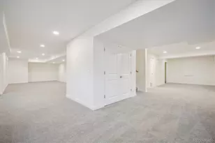 7604 S Platteview Dr, Littleton, CO 80128 - Photo 33